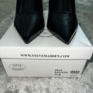 Steve Madden Vala Black patent pumps